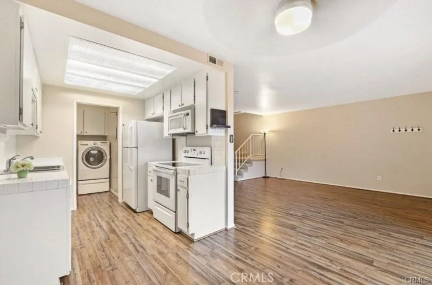 801 Yankee Point Way photo 5