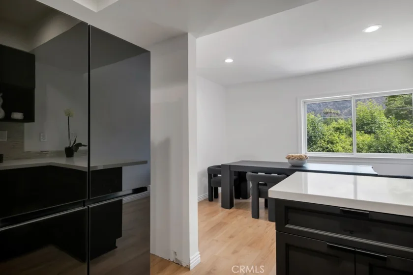 1015 N Michillinda #302 photo 12