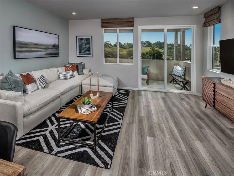 4725 Merida Way photo 6