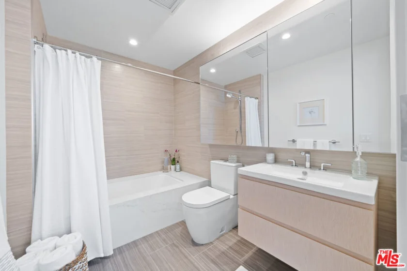 877 Francisco Street #2309 photo 8
