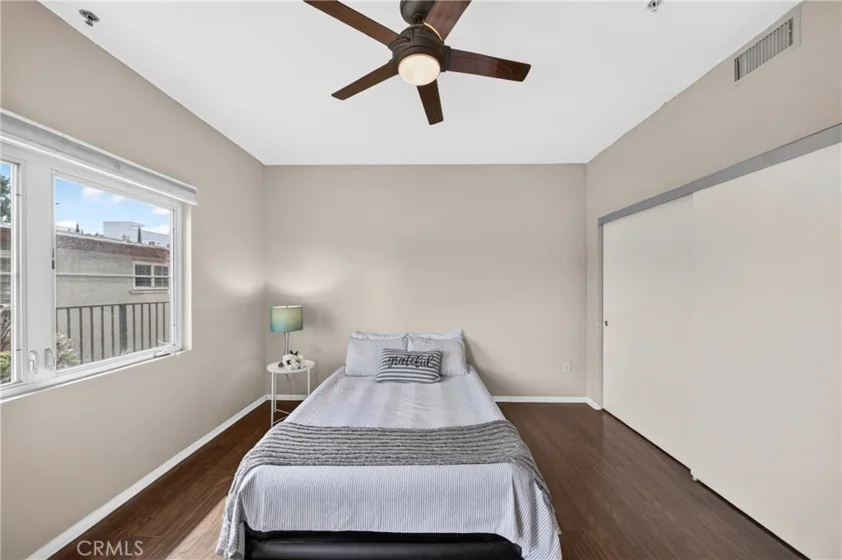 11124 Burbank Boulevard #108 photo 19