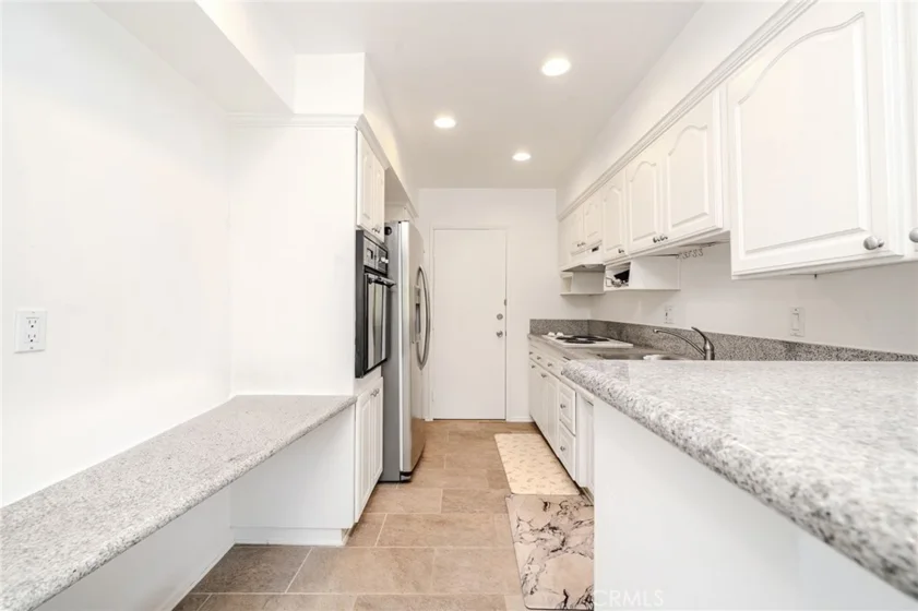972 E California #202 photo 12