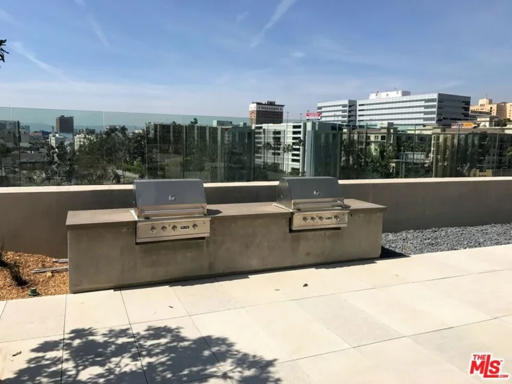 889 Francisco Street #2210 photo 32