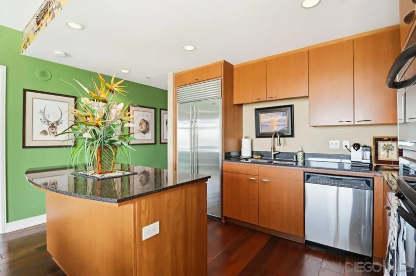 645 Front Street #1806 photo 5