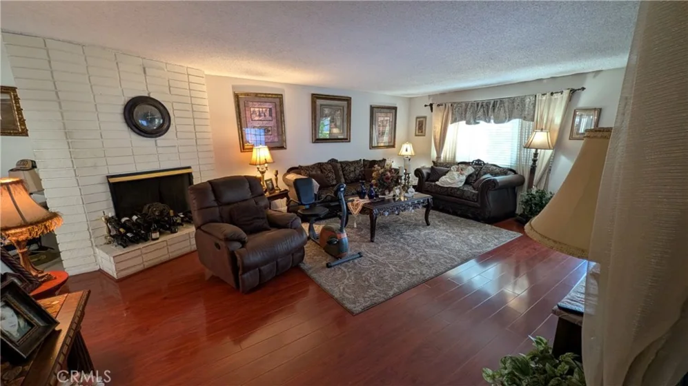 17956 Irvine Boulevard photo 3