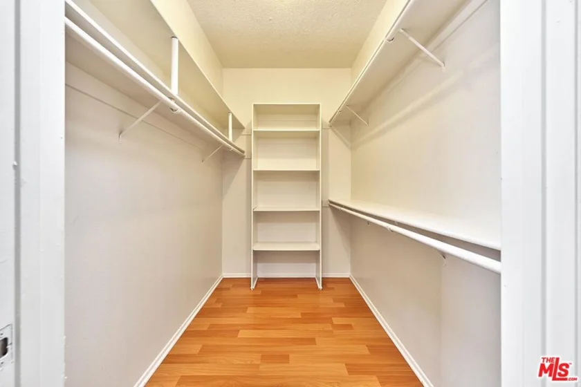 431 S Kingsley Drive #205 photo 34