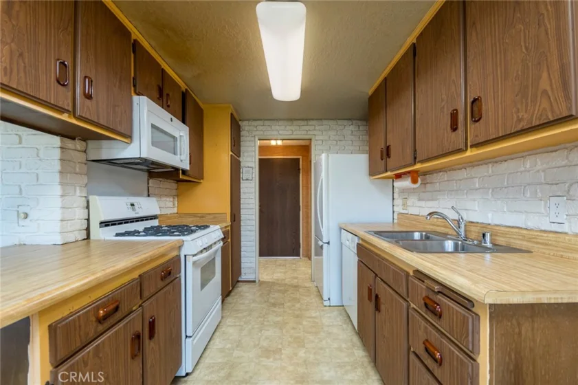 515 N Jackson #314 photo 10
