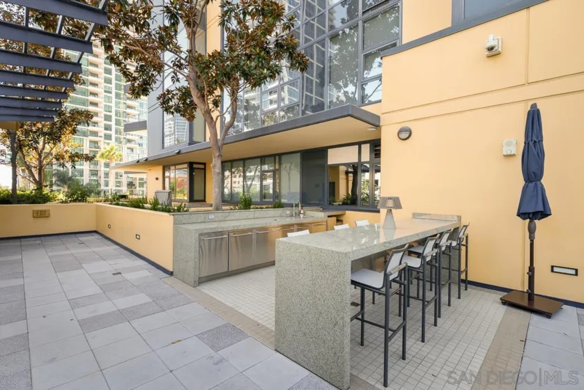 1325 Pacific Hwy #314 photo 66