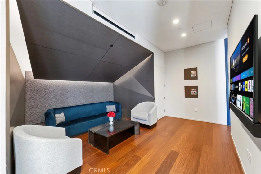 889 Francisco Street #1210 photo 26