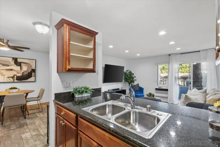 4860 Rolando Court #Unit 2 photo 13