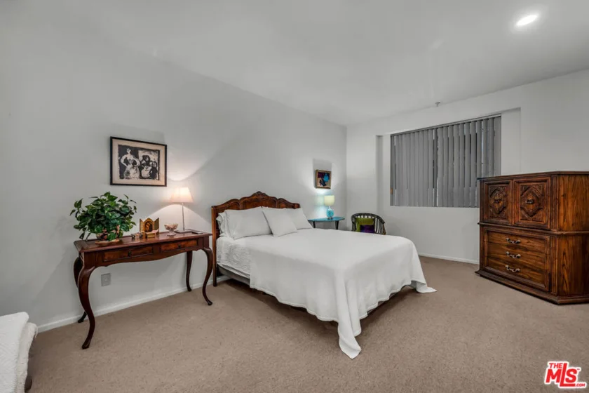 3613 Glendon Avenue #101 photo 17