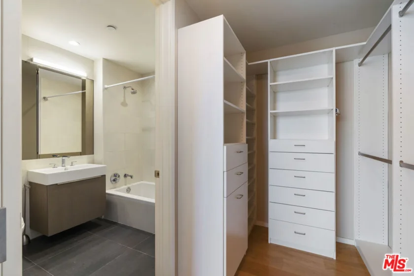 889 Francisco Street #1206 photo 17