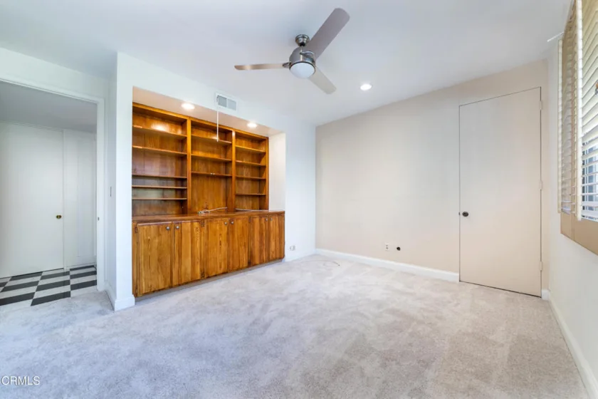 380 S Orange Grove Boulevard #12 photo 17