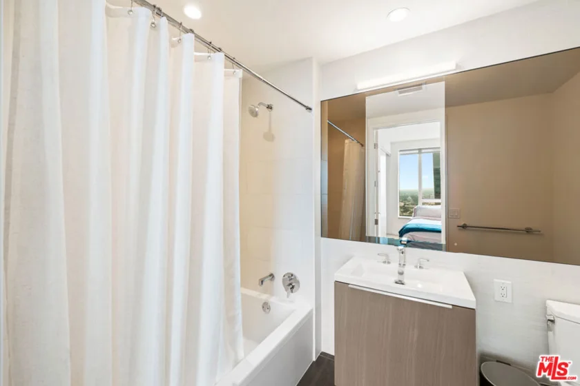 889 Francisco Street #3401 photo 40