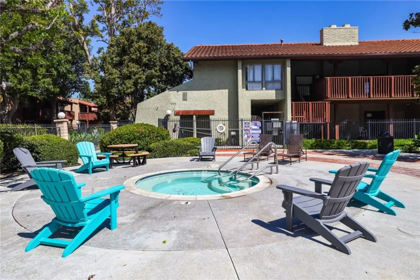 1030 W Macarthur #86 photo 23