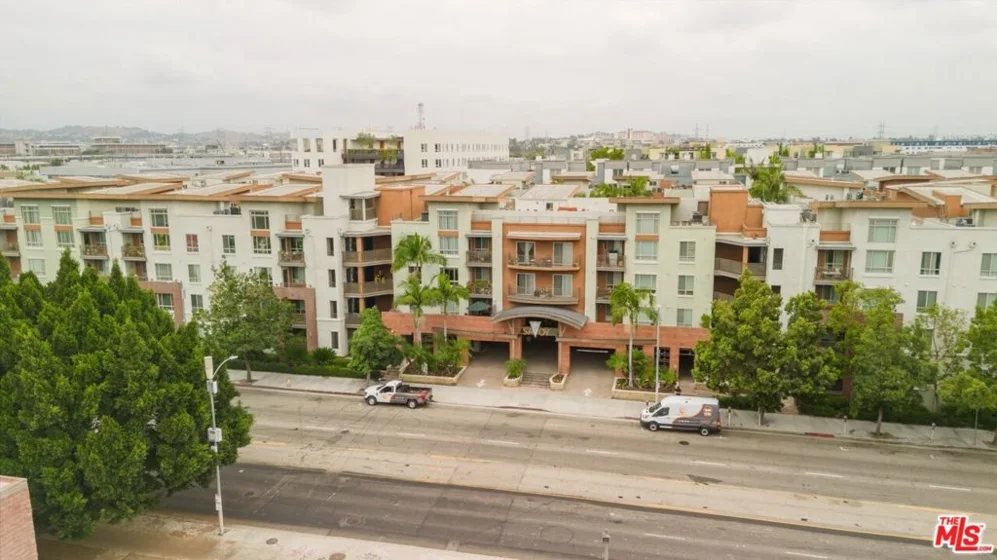 100 S Alameda Street #204 photo 7
