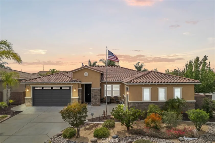 34571 Mistletoe Lane photo 1