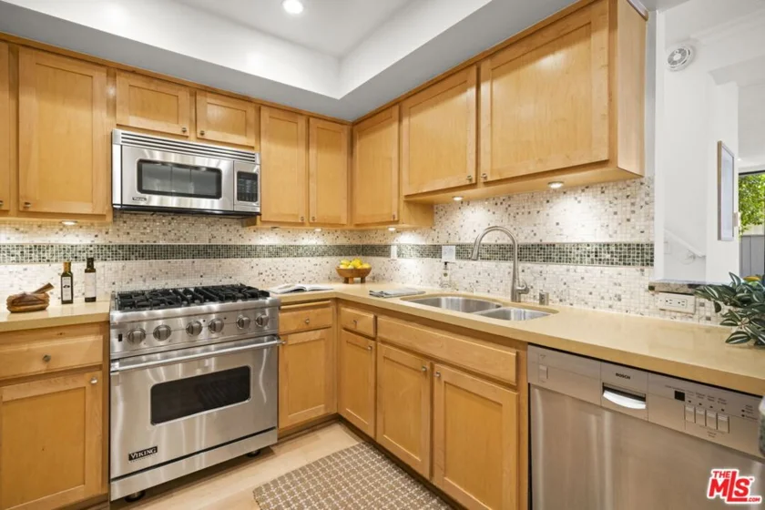 925 14th Street #19 photo 16