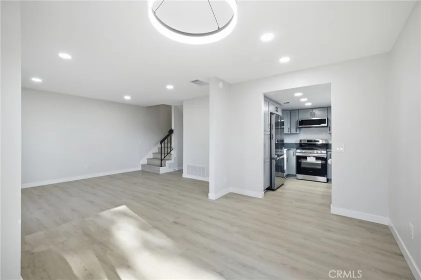 2351 Sutter Way #242 photo 10