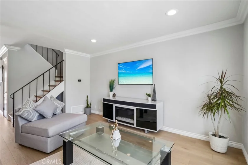25308 Crocker photo 5