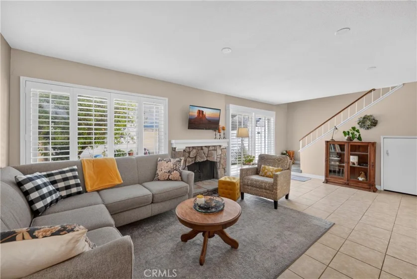 5037 E Almond Avenue #5 photo 10