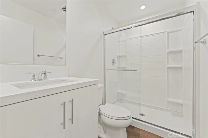 1822 W Bushell Street photo 8