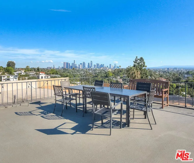 1707 Micheltorena Street #208 photo 8