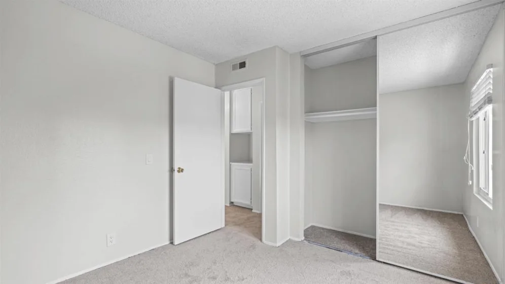 1629 Manzana Way photo 21