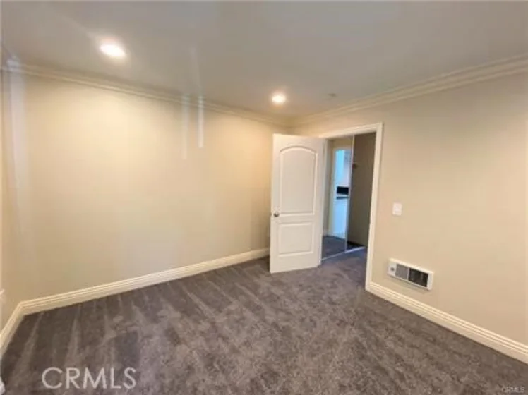 1720 Newport Avenue #5 photo 18