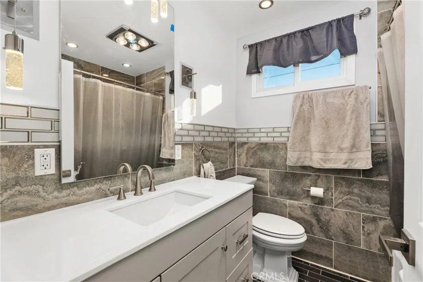 527 Cedar Avenue #2E photo 5