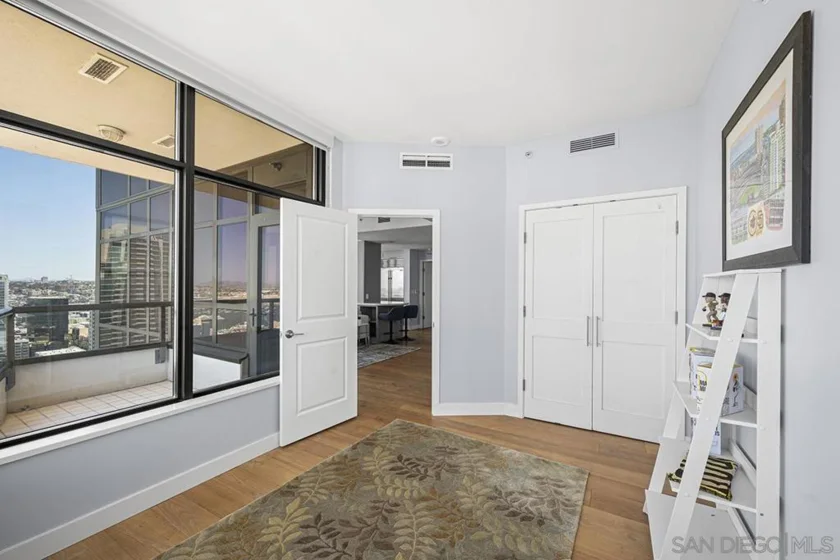 700 W E Street #2903 photo 34