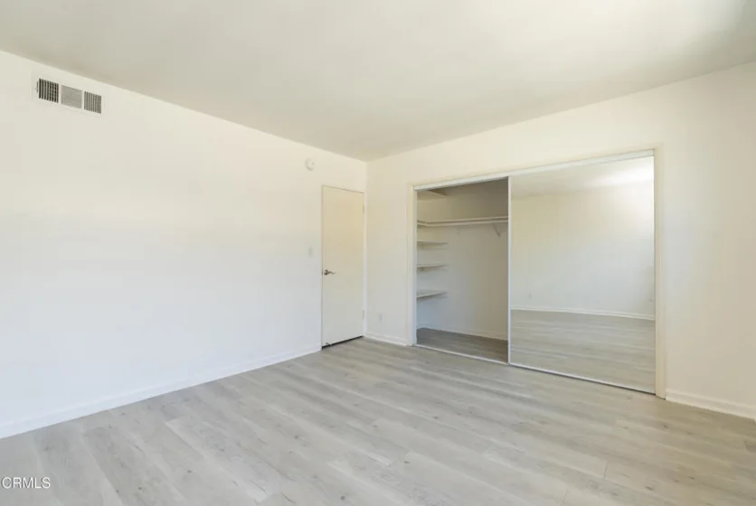 20224 Cohasset Street #9 photo 16