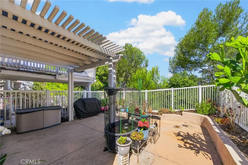 2837 Wisteria photo 22