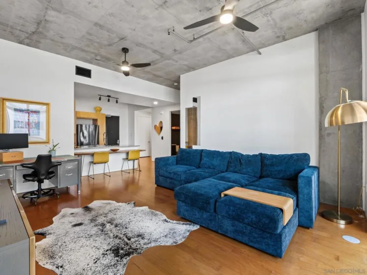 527 10th Avenue #402 photo 6