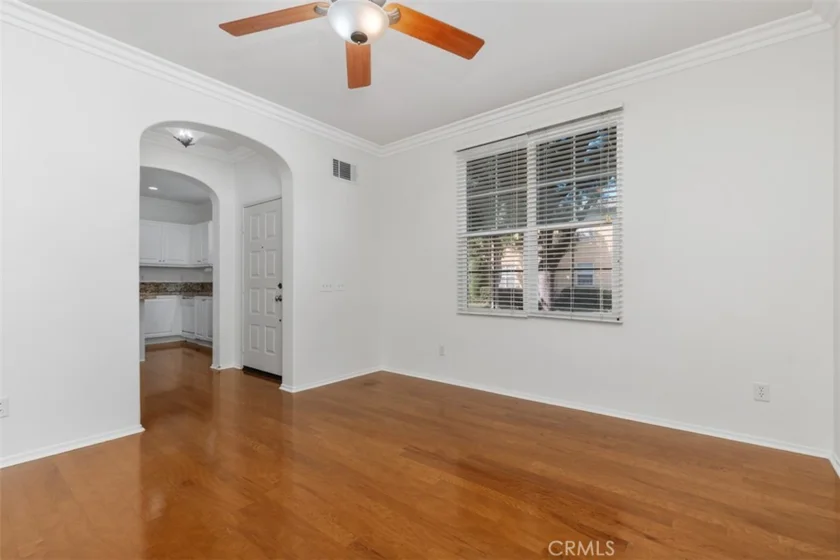 60 Avondale photo 13