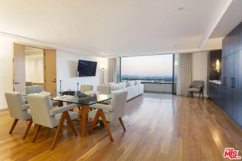 10660 Wilshire Boulevard #1207 photo 6