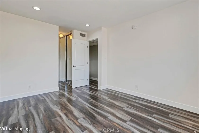 7924 Woodman Avenue #22 photo 9