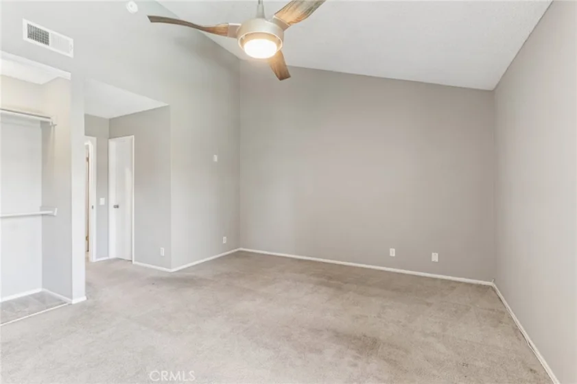 9600 Sylmar Avenue #19 photo 24