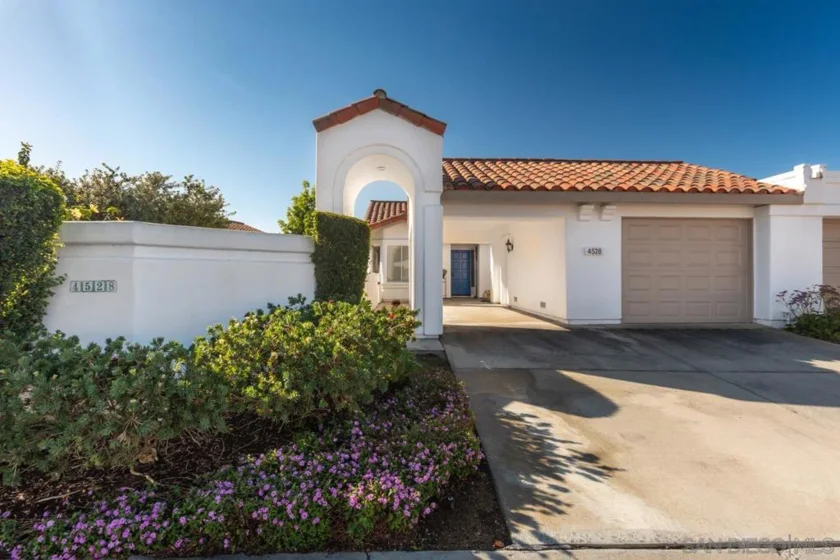 4528 Cordoba Way photo 1