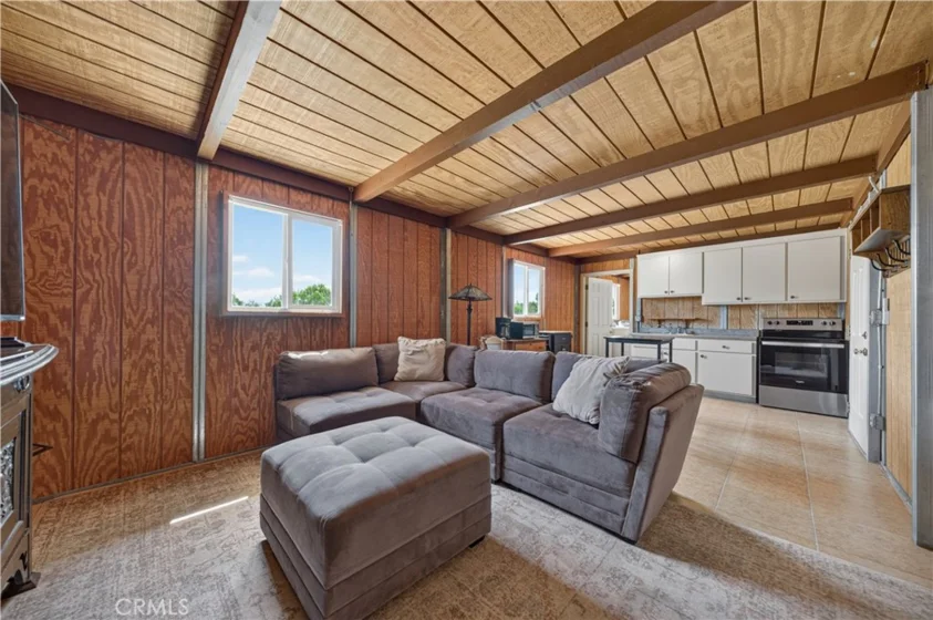 21100 Paseo Montana photo 46
