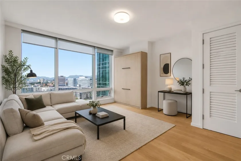 877 Francisco Street #1818 photo 2