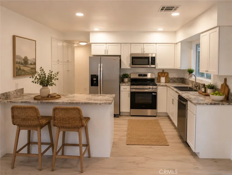 611 S Palm #F photo 1