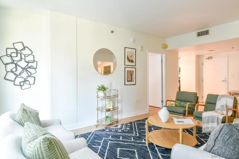 425 W Beech Street #408 photo 7