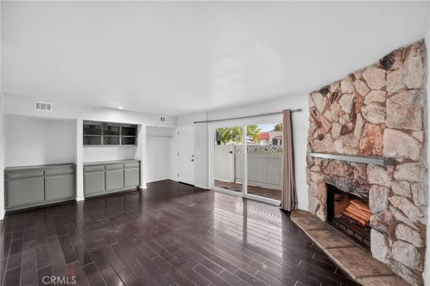 2105 N Derek #3 photo 7