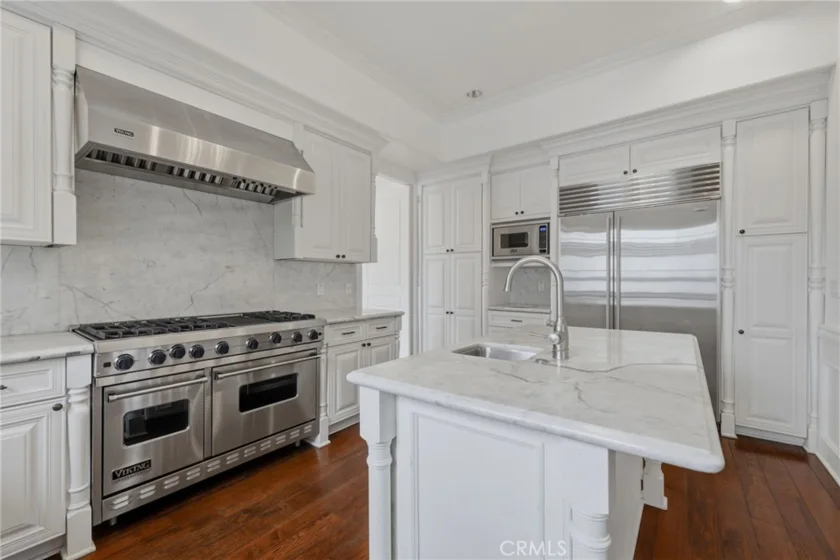 558 Hillgreen photo 13