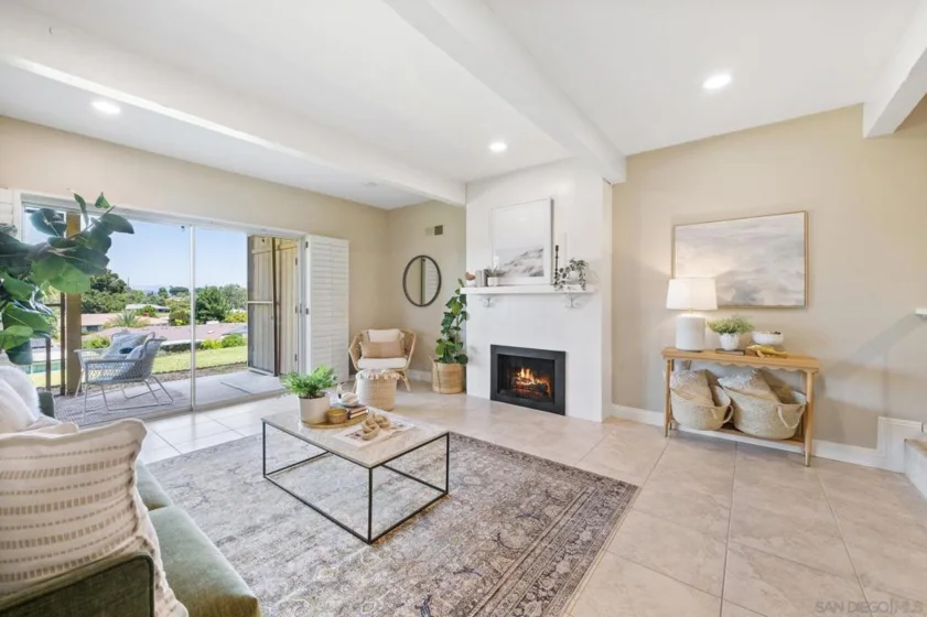 1812 Fairway Circle Drive photo 1
