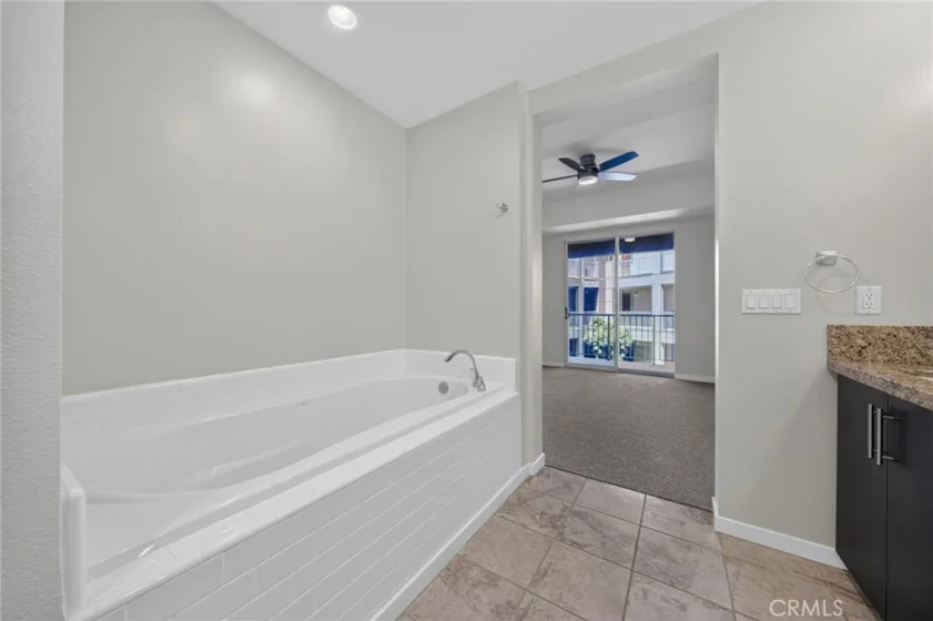 21 Gramercy photo 18