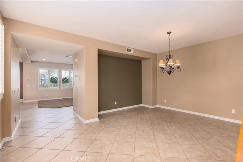 46223 Drymen Avenue photo 11