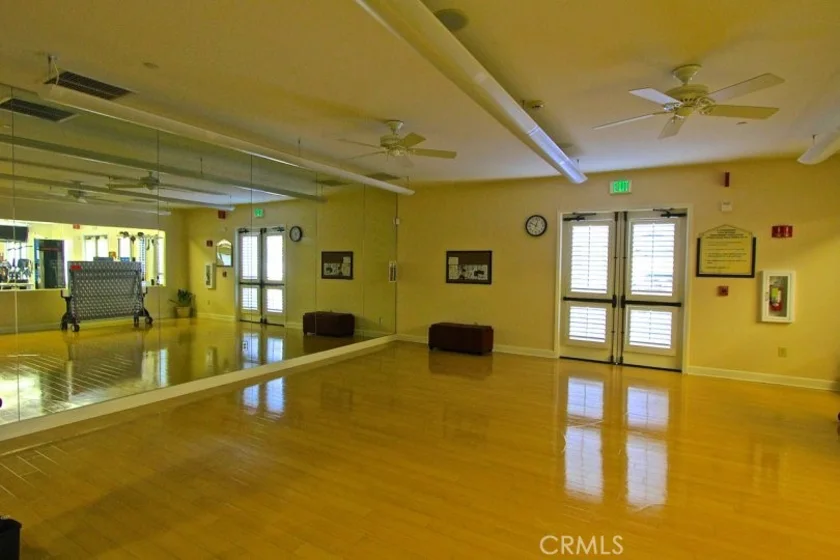 39416 Cardiff Avenue photo 59