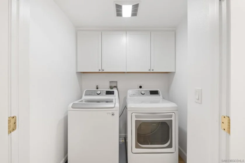 350 Nutmeg Street #105 photo 16